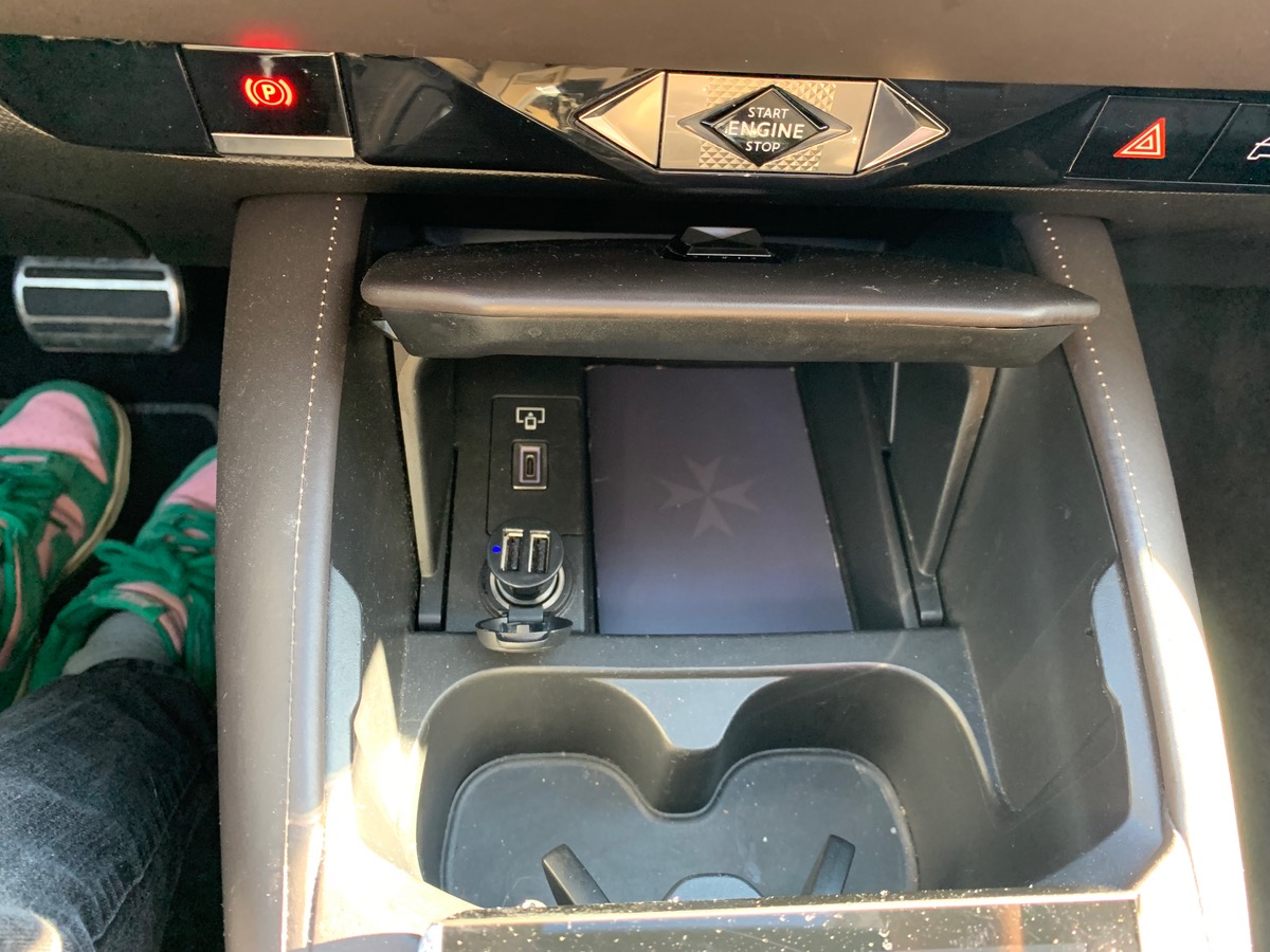 DS DS 4 130 | Cross Rivoli | FOCAL Electra | Régulateur vitesse adaptatif | DS MATRIX LED VISION