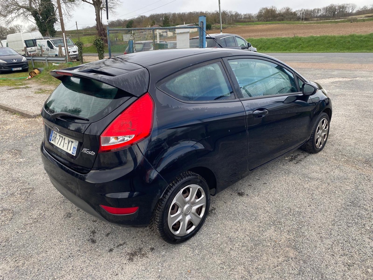 Ford Fiesta 1.2 82cv 123060km