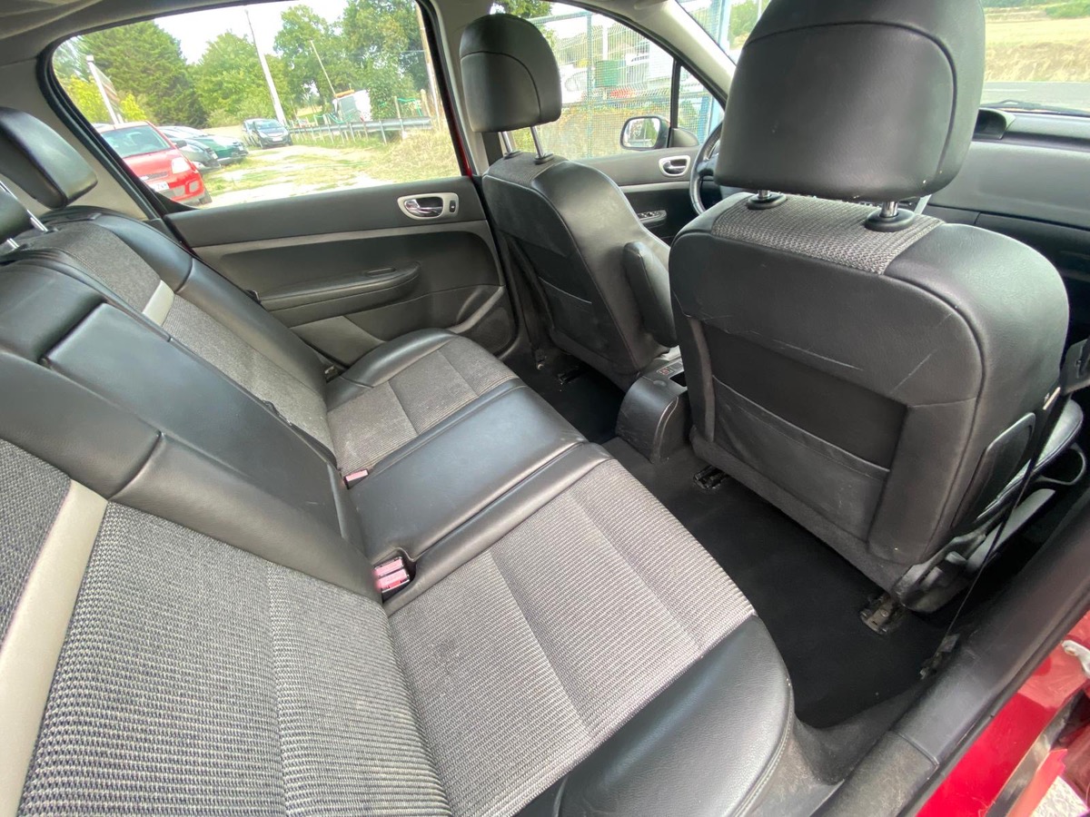 Peugeot 307 2.0 xsi 140cv griffe toit ouvrant élec