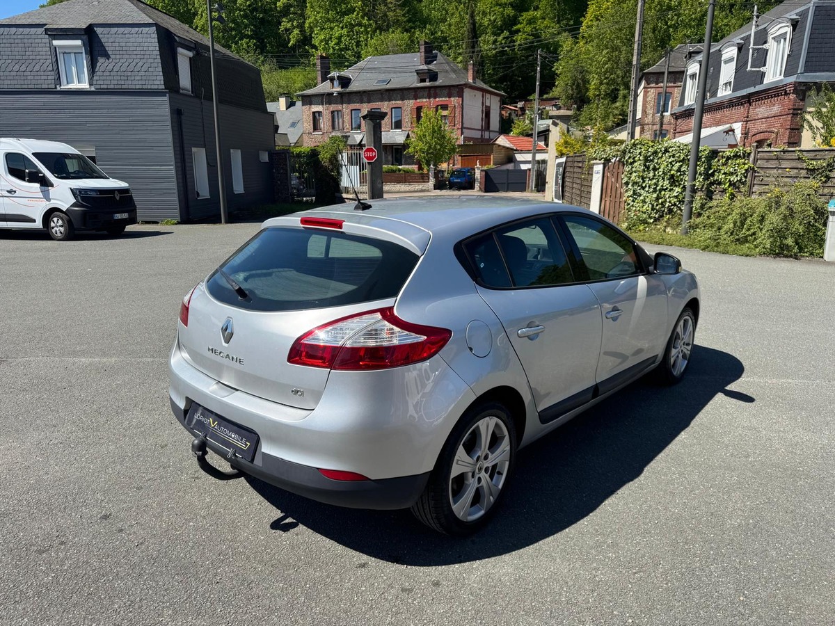 RENAULT Megane III 1.5 DCI 110CH EXPRESSION