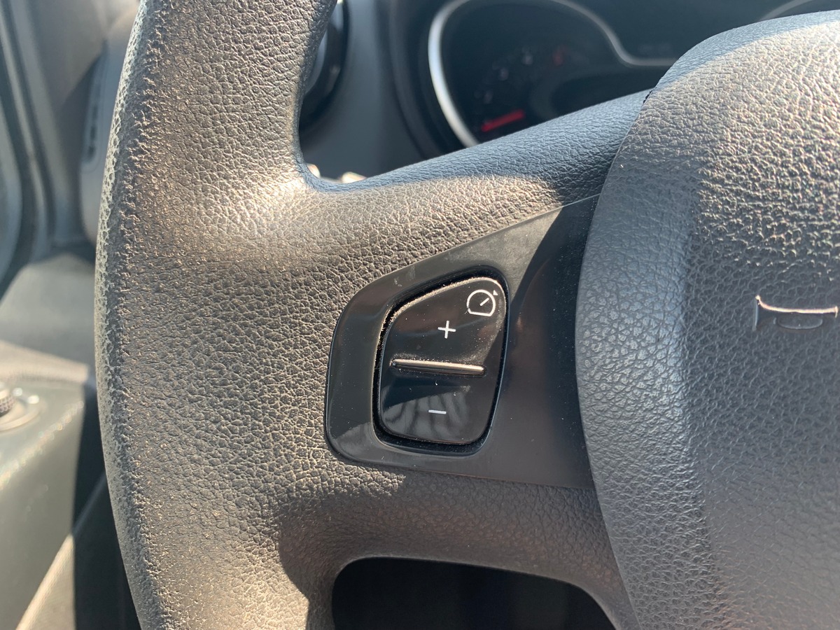 RENAULT Trafic 145 ch | L2 H1 | 3 Places | Régulateur vitesse | GPS | Radar stationnement arrière