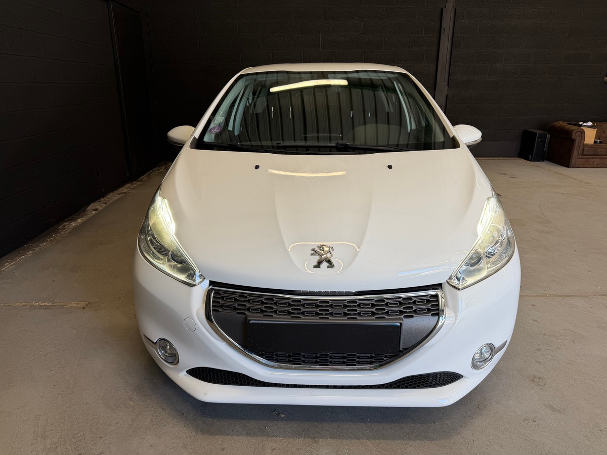 Peugeot 208 1.6 vti Boite Automatique / Moteur à chaîne