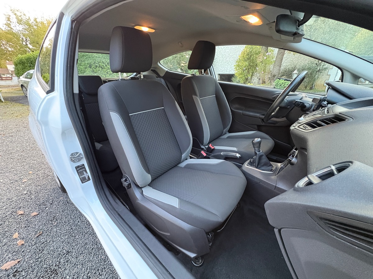Ford Fiesta 1.25 82ch Edition - 1ʳᵉ main - ENTRETIEN CONSTRUCTEUR
