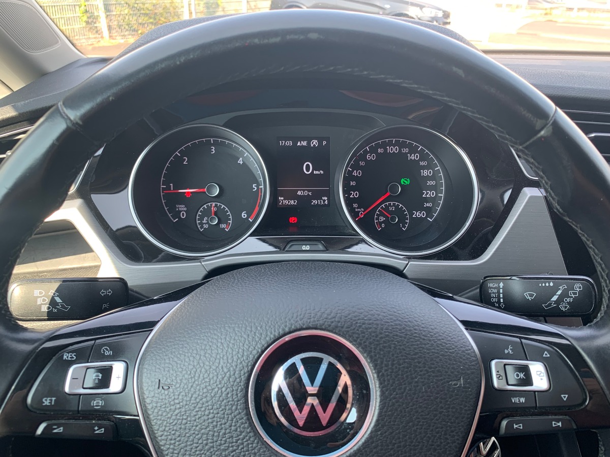 Volkswagen Touran 150 ch | Lounge business | Caméra de recul | Régulateur vitesse | Apple car Play