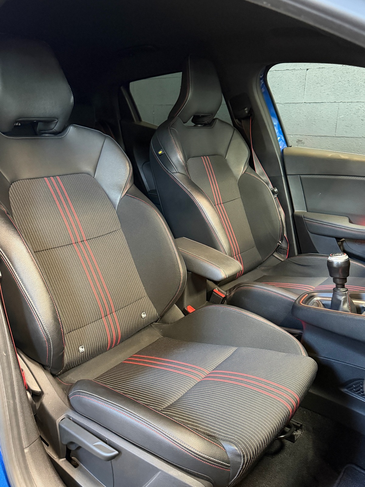 RENAULT Clio 5 (V) R.S LINE dci 115 ch