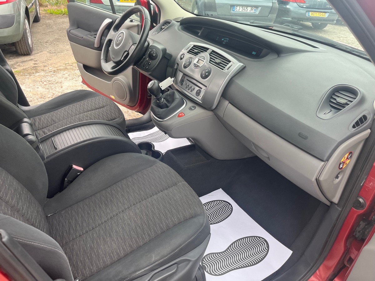 RENAULT Scenic 1.5 dci