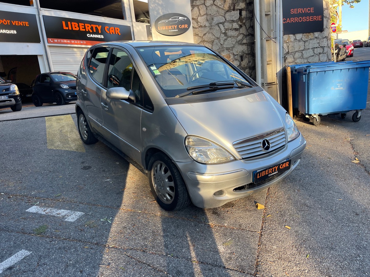 Mercedes Benz Classe A A 140 1.4 i 82 CV / 5 Portes / Boite Auto / KM réel / Clim