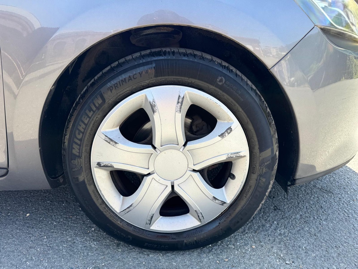 RENAULT Clio IV 1.5 DCI 75cv Dynamique - Garantie