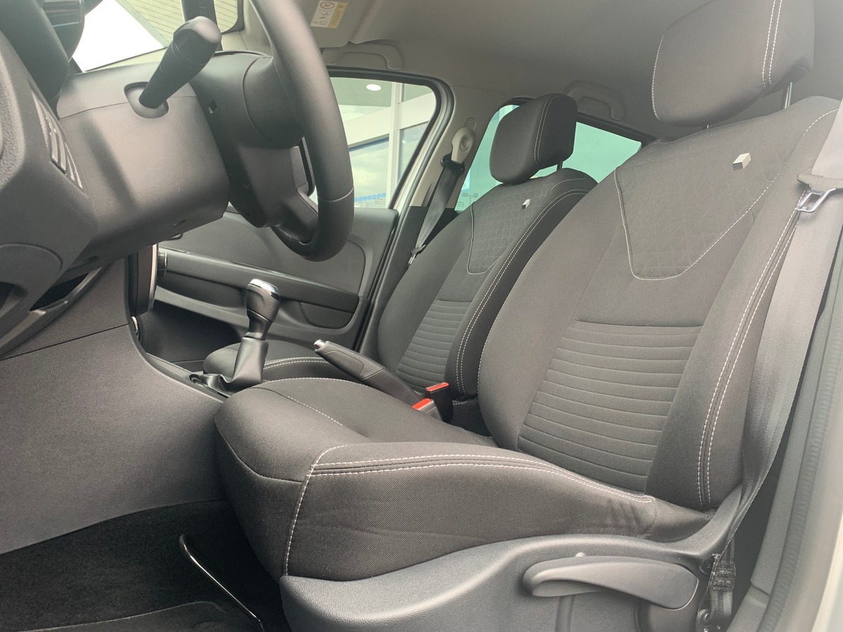 RENAULT Clio IV 90 ch | Limited | Régulateur vitesse | Climatisation | Radar stationnement arriére