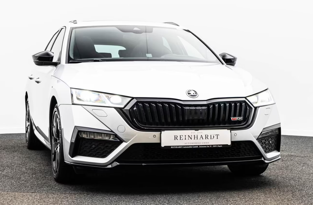 Skoda Octavia Combi IV 2.0 TDI 200ch RS DSG7/Attelage/Toit ouvrant/Matrix/Aff tête haute