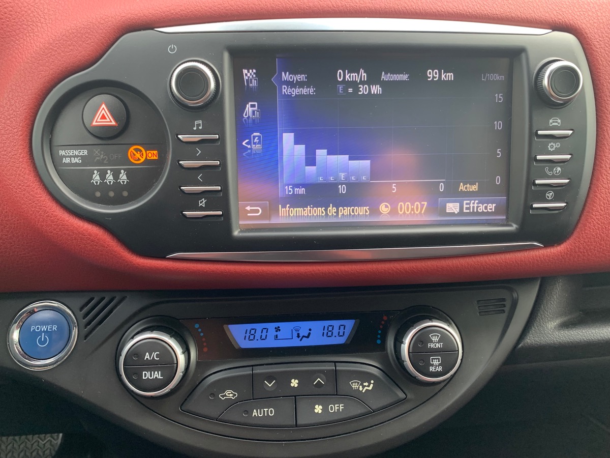 Toyota Yaris 100 ch | Collection | Caméra recul | Climatisation | Démarrage sans clé | Écran tactile