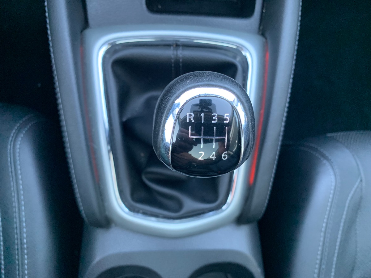 Nissan Qashqai 130 ch | Black edition | Caméra vue panoramique 360° | Toit panoramique | Jantes Alu