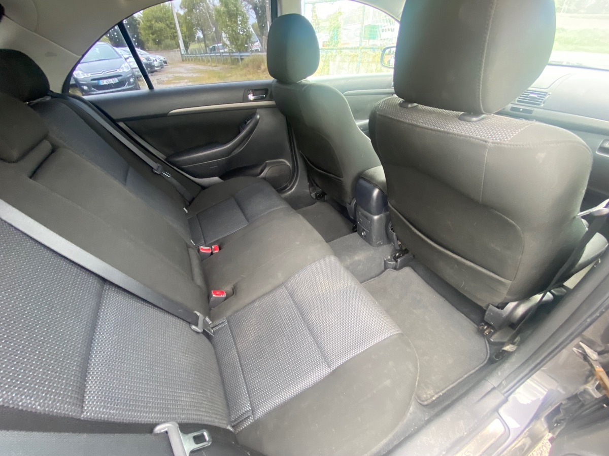 Toyota Avensis 2.2 d4d 150cv très propre 292140km
