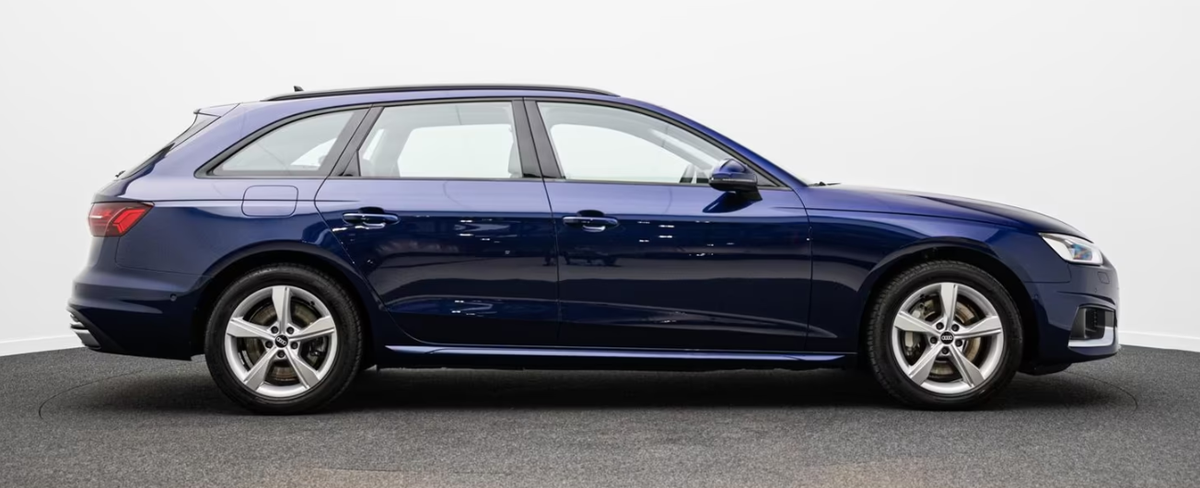 Audi A4 Avant V 45 TFSI 265ch Advanced quattro S tronic 7 Bleu Navarre Caméra 360