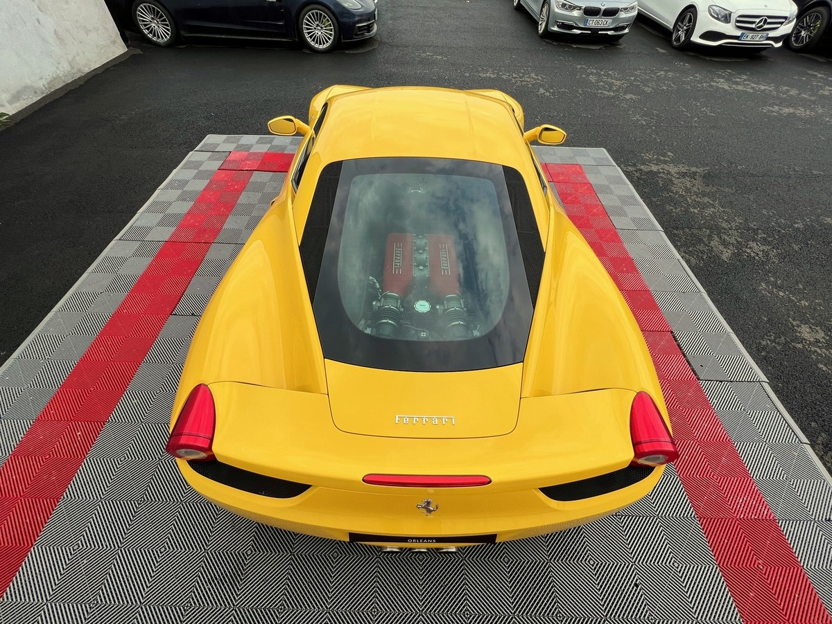 Ferrari 458 ITALIA V8 4.5 570 VOLANT LED / BAQUET