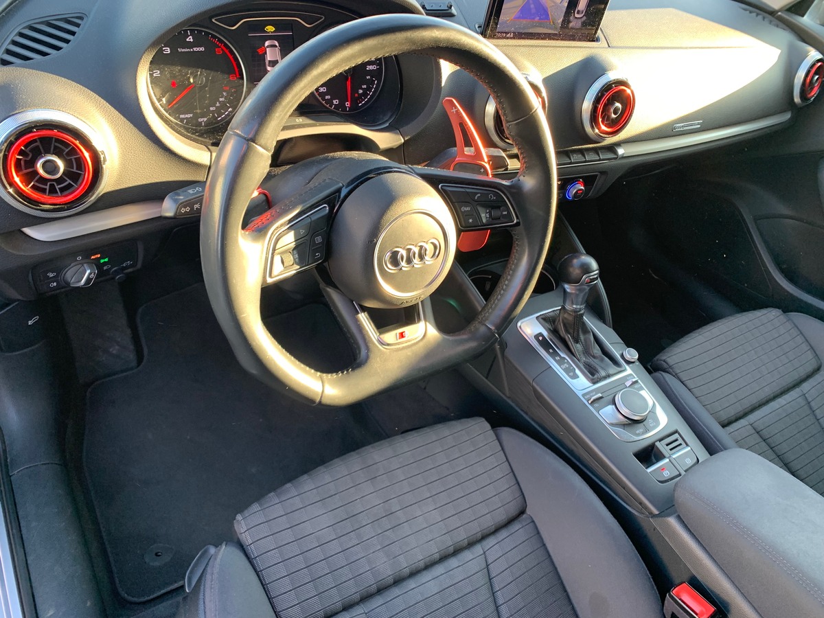 Audi A3 Berline 150 ch | Pack S-Line extérieur | Caméra recul | Clim automatique | Jantes Alu 18''