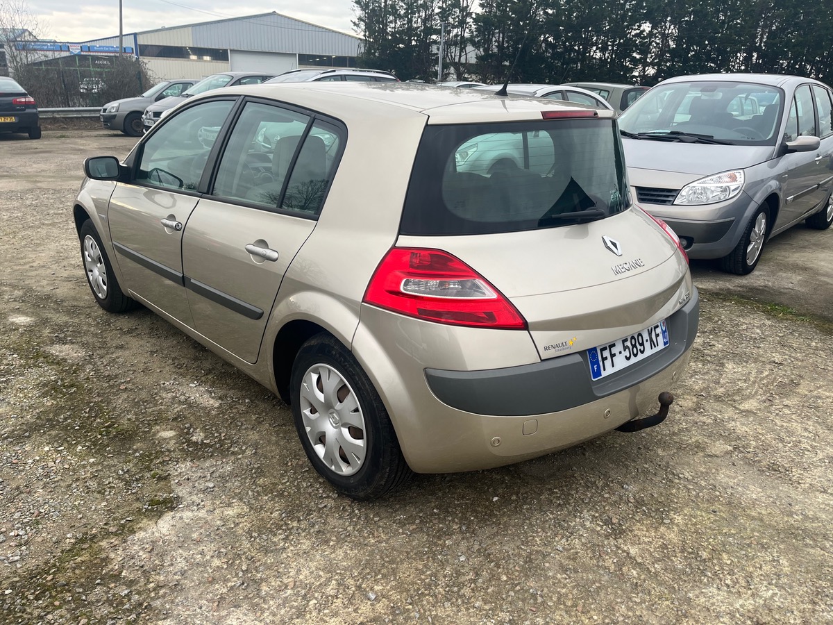 RENAULT Megane 1.5 dci 105CH 141433KM