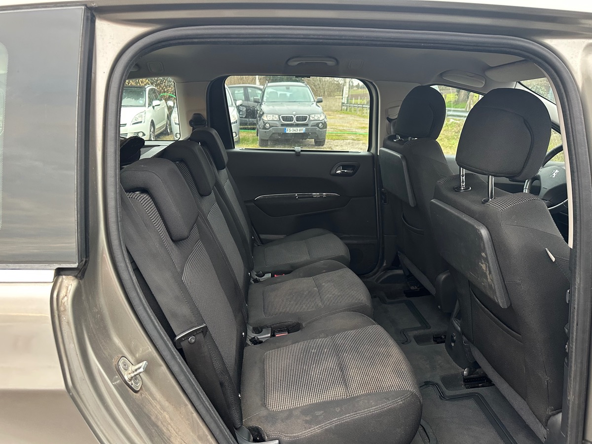 Peugeot 5008 1.6 hdi 110cv 7 places 247100km