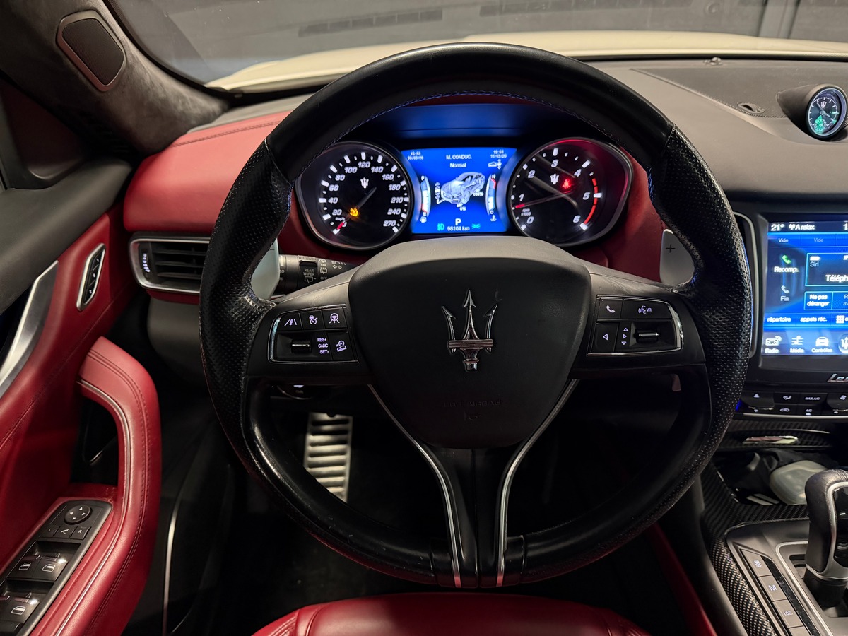 Maserati Levante 3.0 v6 GranSport Q4 Toit Panoramique Ouvrant / Carplay Android / Harman kardon