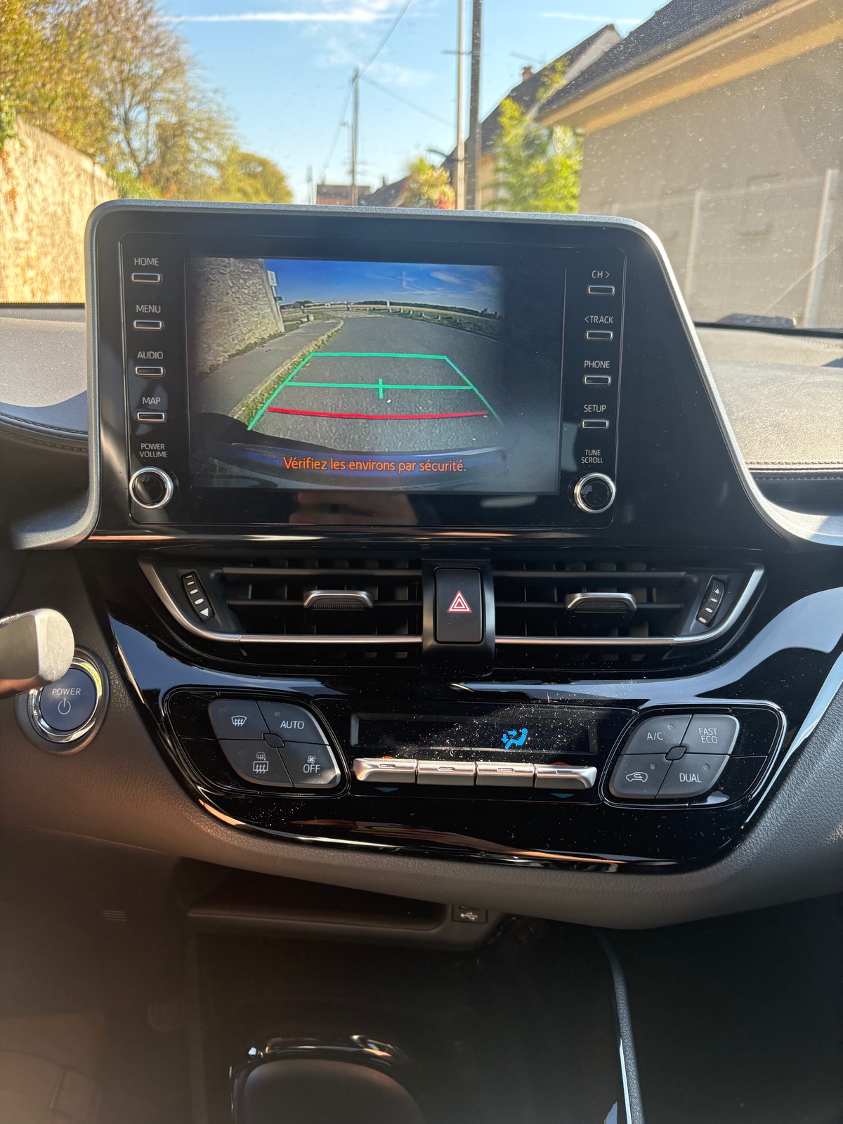 Toyota C-HR 2.0 184h GRAPHIC
