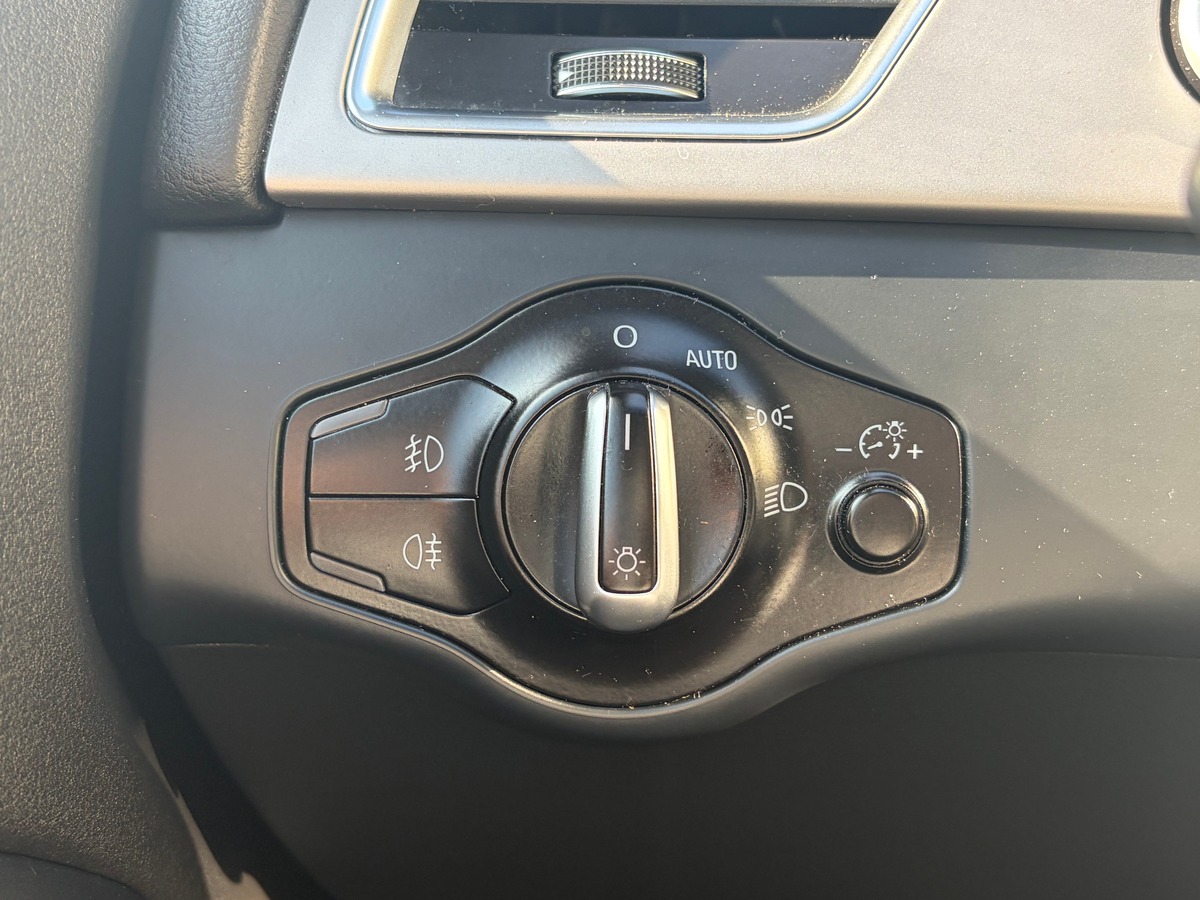 Audi A5 Coupé Quattro Phase 2 2.0 TDi S-TRONIC 177 cv BOITE AUTO SIEGE CHAUFFANT - RADAR DE RECUL