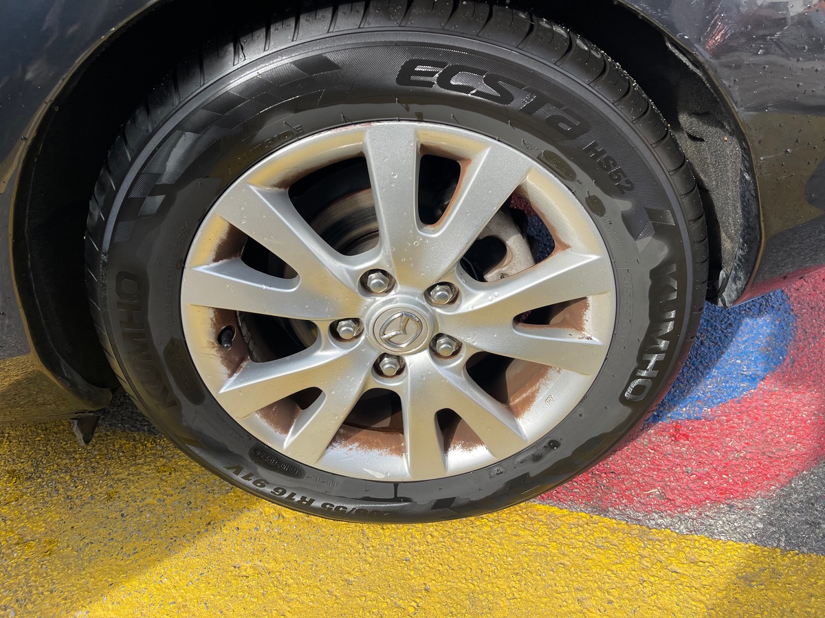 Mazda 3 1.6 i 105 CV / Phase 2 / 5 Portes / Boite Auto /