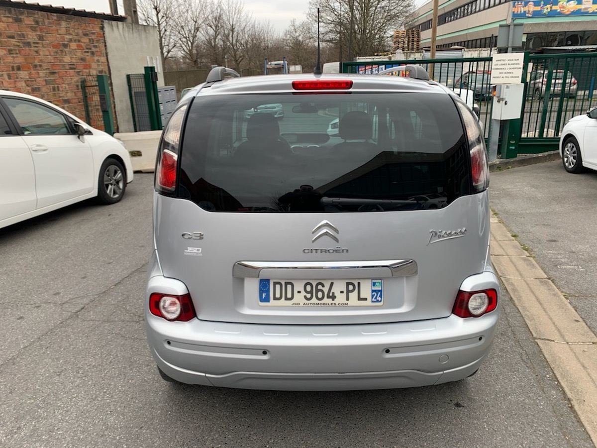 Citroën C3 Picasso 1.4 VTI 120 CV 4XCARTE bleue 
