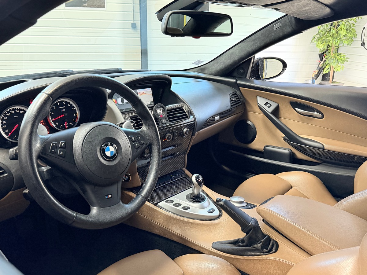 Bmw M6 V10 507 CV SMG7 AKRAPOVIC