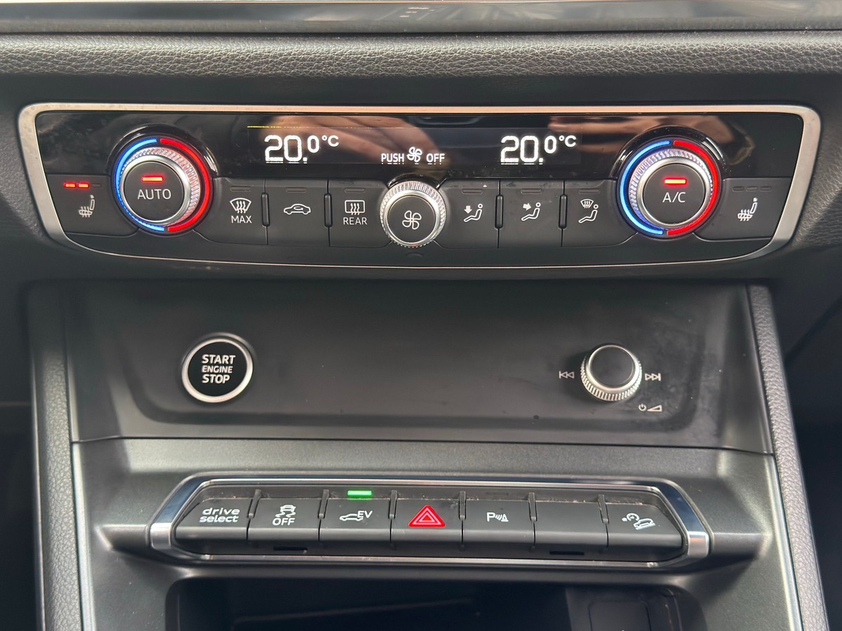 Audi Q3 II 45 TFSIE 245 S Line S Tronic BVA