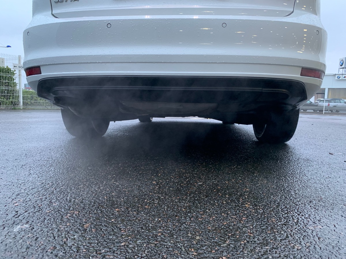 Volkswagen Jetta 170 ch | Carat | Régulateur vitesse | Radars stationnement | GPS | Kit mains libres