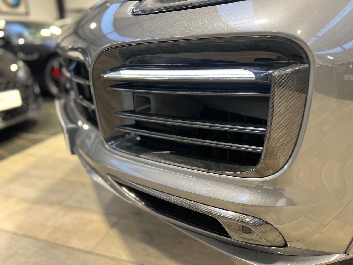 Porsche Cayenne Coupé III E-HYBRID 3.0 V6 462 PDK8 FR Carbone int/ext  - Burmester