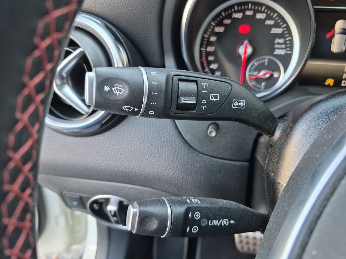 Mercedes-Benz Classe GLA 2.2 200 Cdi 135 Fascination 7g-dct