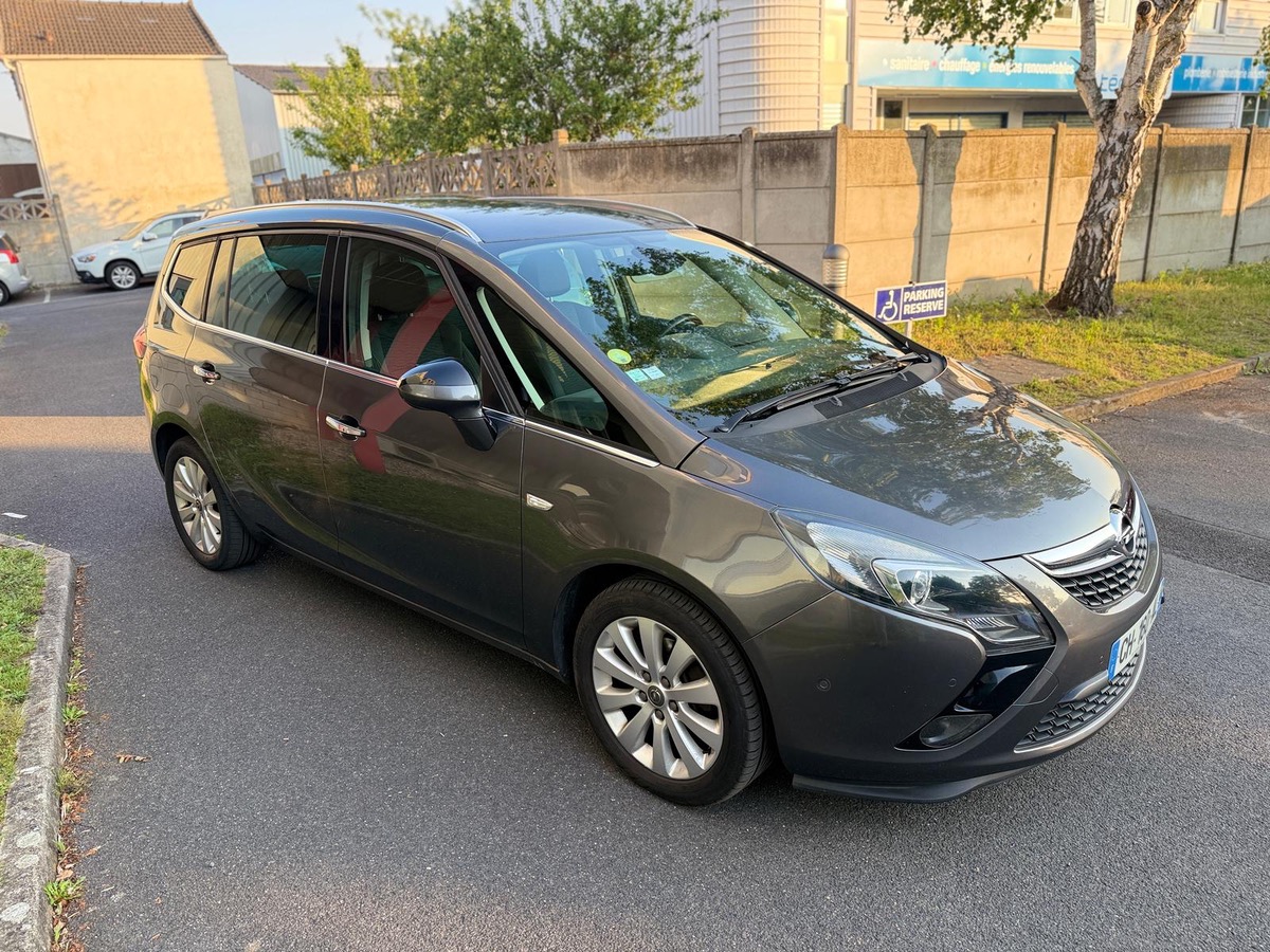 Opel Zafira Tourer 2.0 CDTI 130 CV cosmo 4XCBLeut