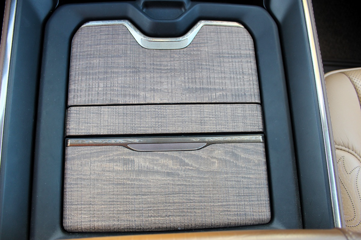Dodge RAM CREW CAB 1500 5.7 V8 396 ch LARAMIE EDITION LONGHORN / RAM BOX / CARPLAY / ATTELAGE / E85