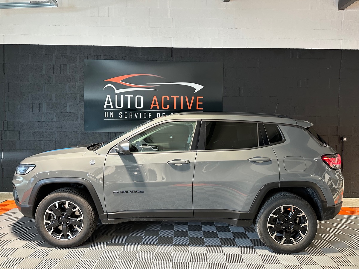 Jeep Compass phase 2 hybrid rechargeable 1.3 16v 240 Plug TRAIL RATED