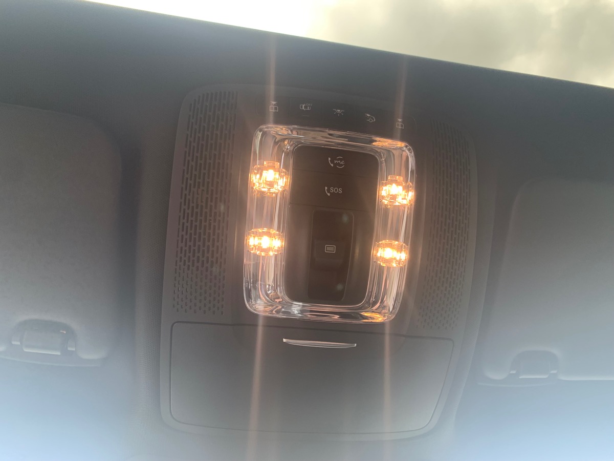 Mercedes-Benz Classe A 225 ch | AMG LINE | Toit ouvrant panoramique | Eclairage d'Ambiance | 4 MATIC