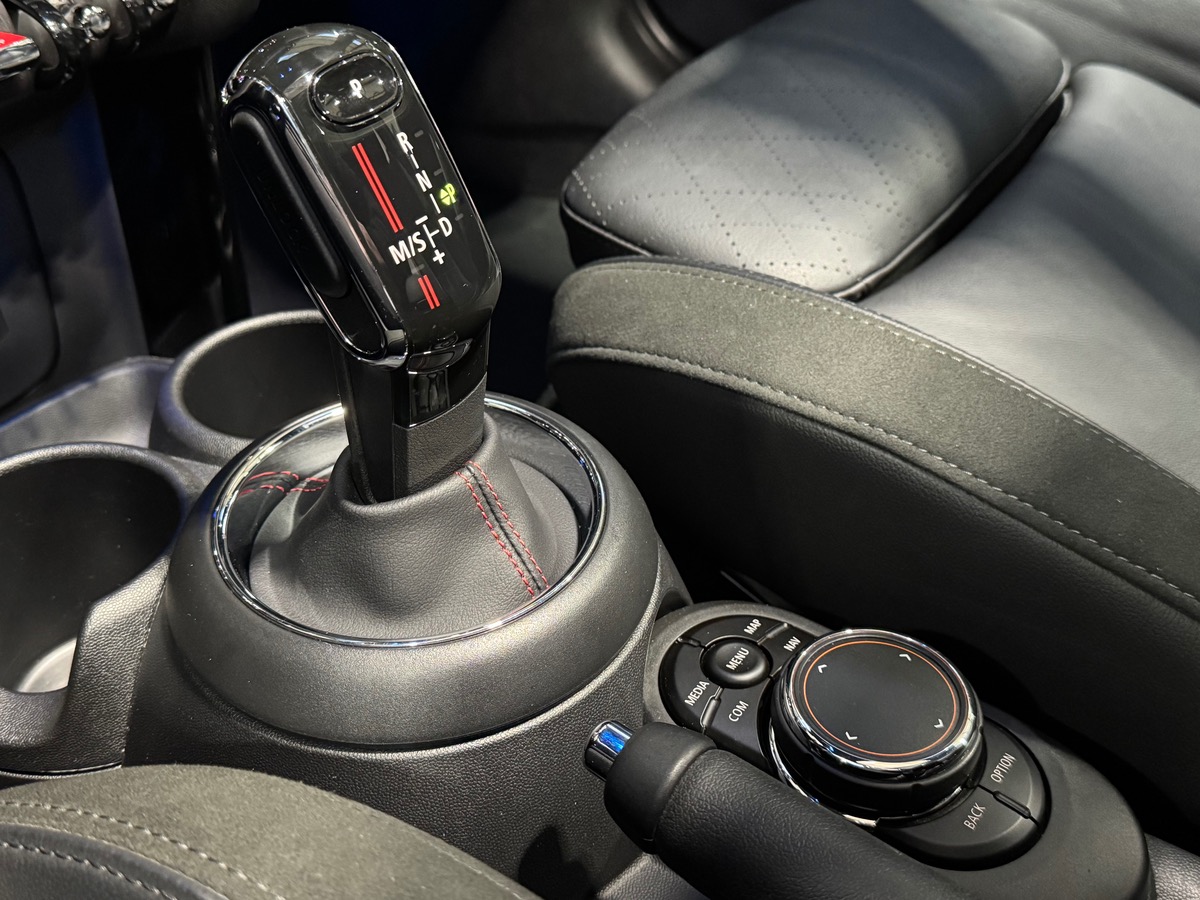 Mini Mini JOHN COOPER WORKS JCW 231CV TOIT PANO/HARMAN KARDON/HUD