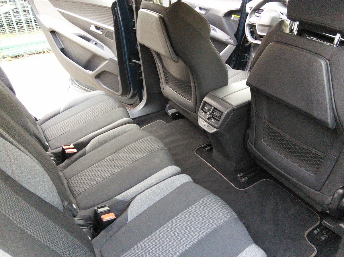 Peugeot 5008 1.5 BleuHDI EAT8 130 ACTIVE PACK 7 PLACES - Première main