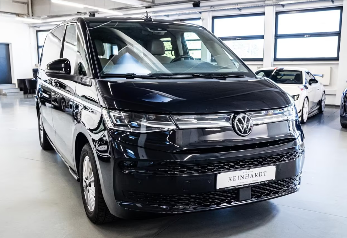 Volkswagen Multivan VII 1.4 eHybrid 218ch Style Court DSG6 - 7 places - Attelage