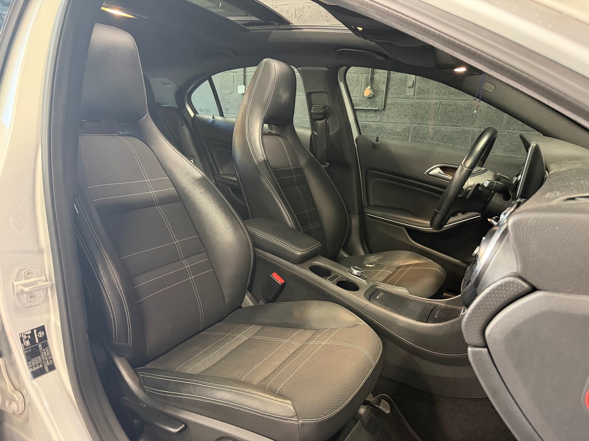 Mercedes Benz Classe A 180 cdi Sensation / Toit Panoramique Ouvrant