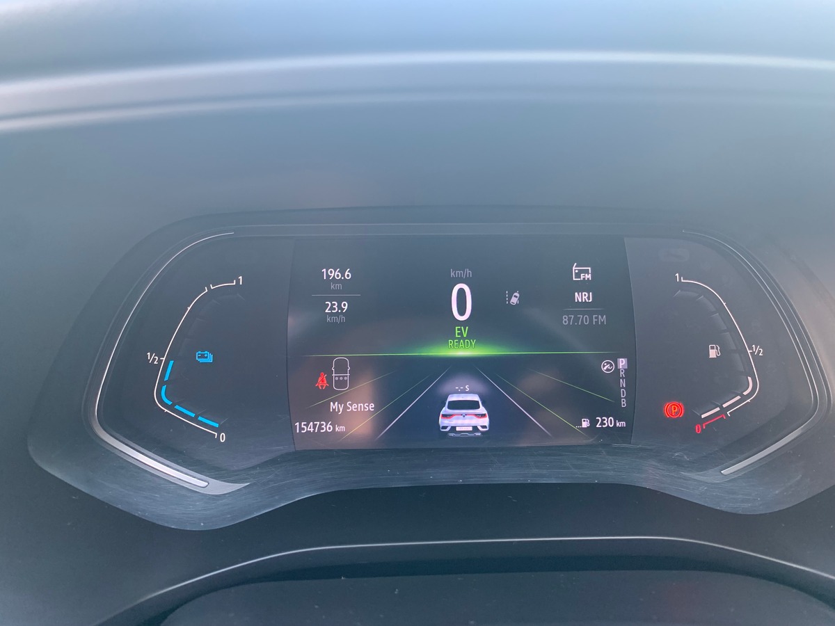 RENAULT Arkana 145 ch | Hybride essence | Intens | Caméra de recul | Attelage | Régulateur vitesse