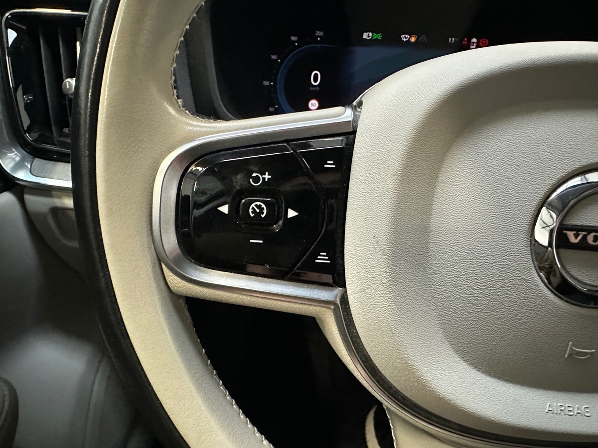 Volvo V60 II B4 197cv START GEARTRONIC 8 Entretient complet Volvo à jour
