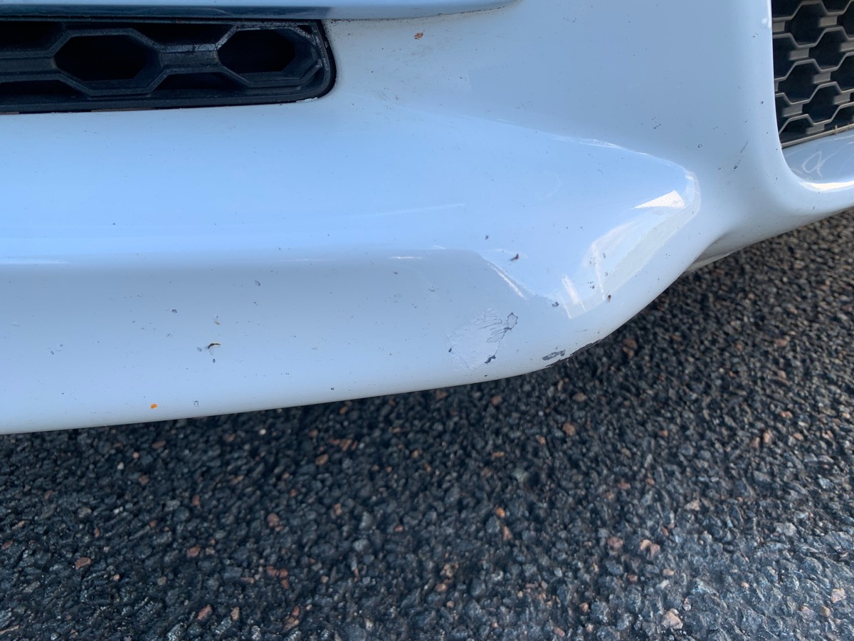 Jaguar XE 180 ch | Intérieur cuir | Toit ouvrant | Caméra de recul | GPS | Bluetooth