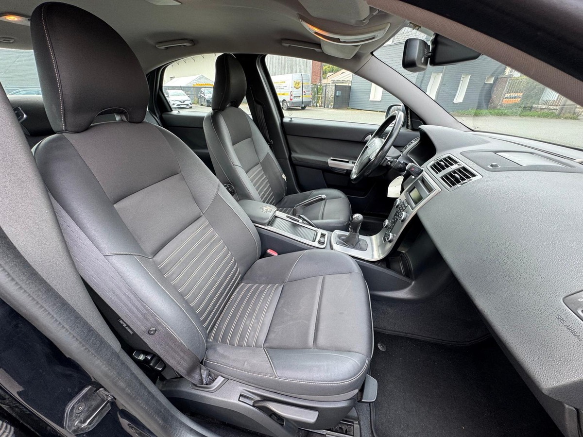 Volvo S40 2.0 D 135cv Feeling - Garantie