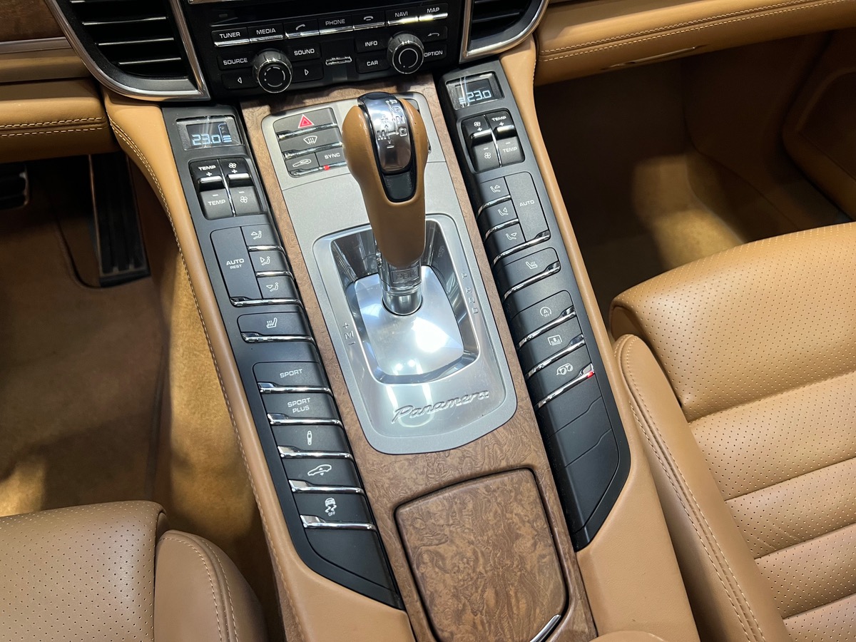 Porsche Panamera (2) GTS 4.8 V8 440 cv PDK (Fr + suivi complet)