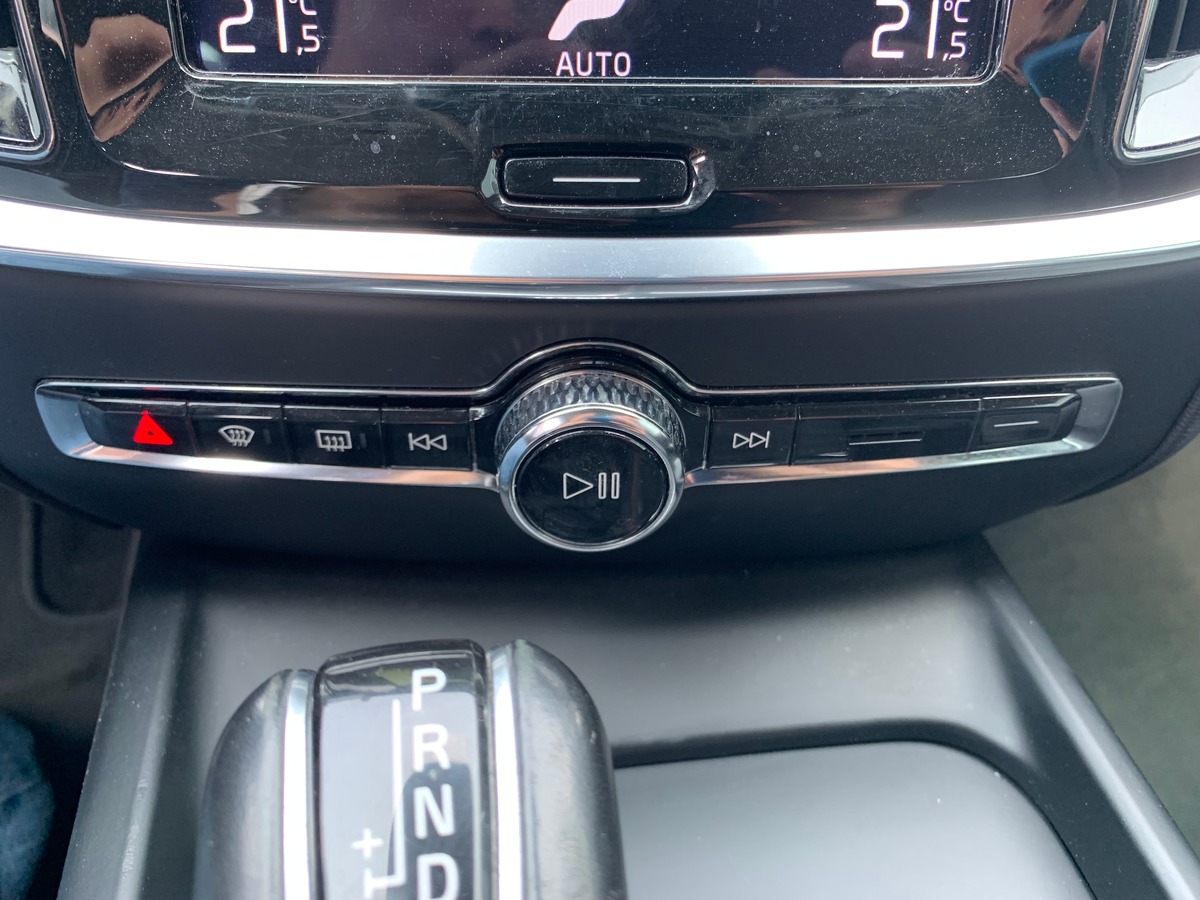 Volvo V60 150 ch | Business Excecutive | Caméra recul | Apple car Play | Cuir | Régulateur vitesse