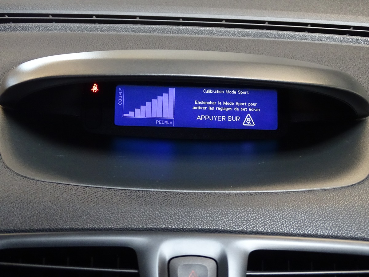 RENAULT Megane Coupé III (D95) 2.0T 265ch RS TROPHY