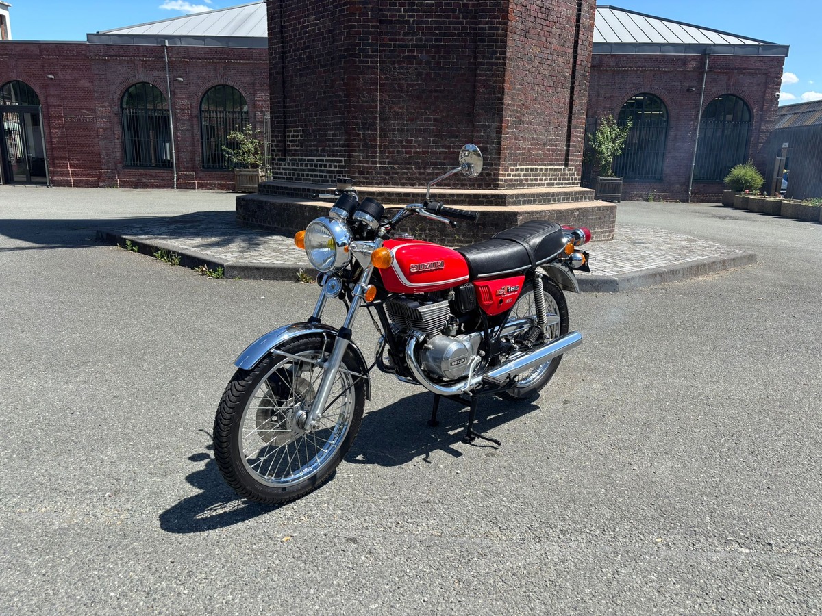 Suzuki SUZUKI 185 GT - Origine US
