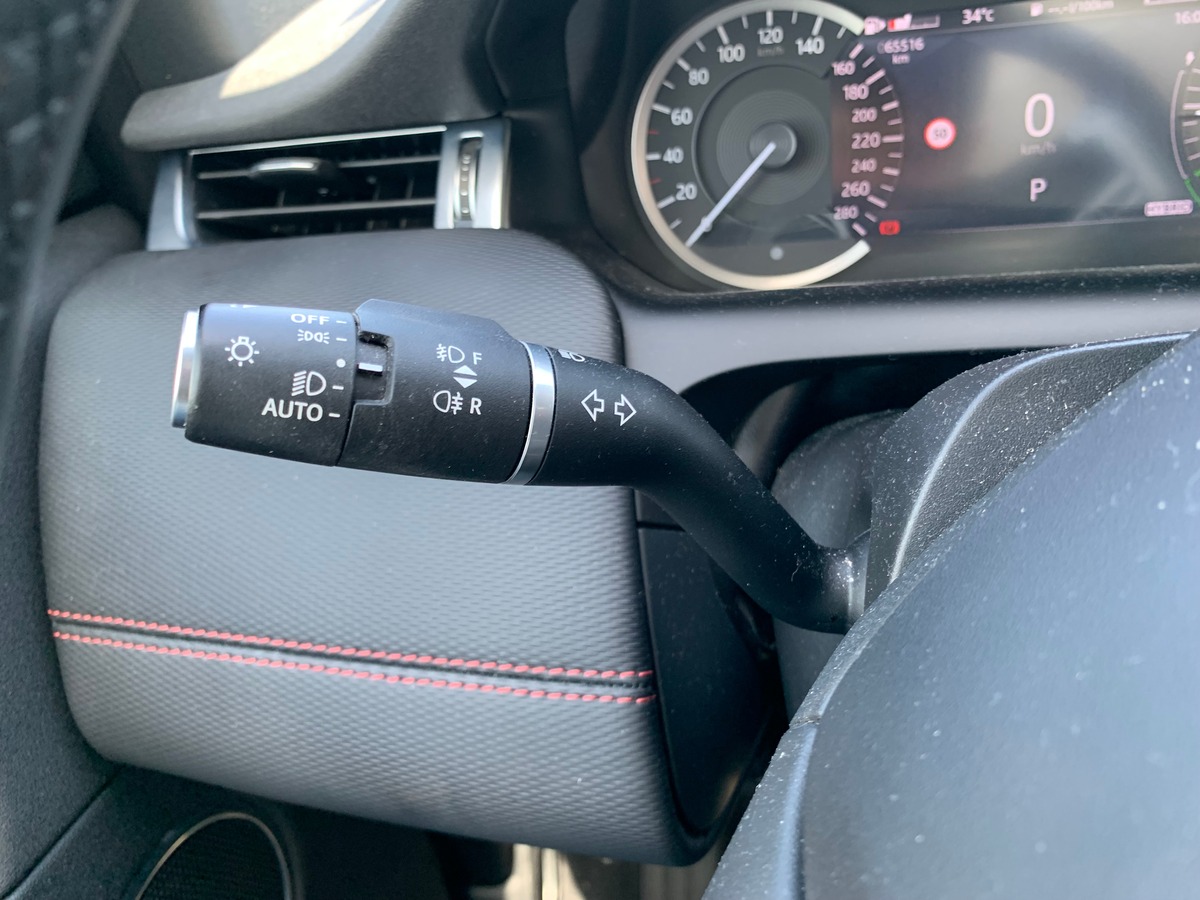 Land-Rover Discovery Sport L550 | P300e | PHEV | Toit panoramique | Caméra recul | Apple car play