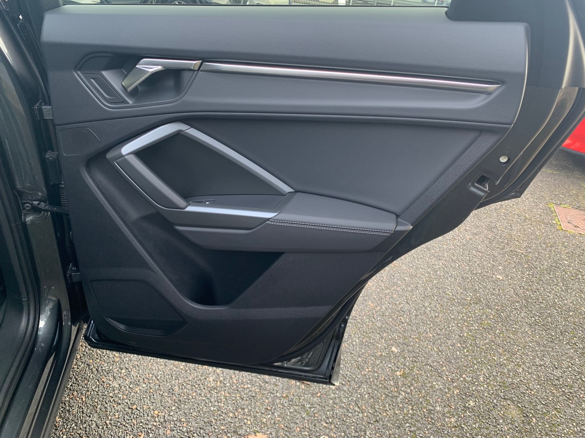 Audi Q3 Sportback 150 ch | S-line | Première main | Caméra de recul | Pack esthétique noir plus